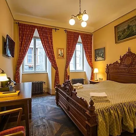 Hotel Edward Kelly