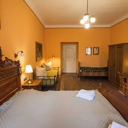 Hotel Hotel Edward Kelly 3*