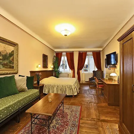Hotel Edward Kelly 3* Český Krumlov