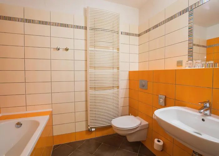 Hotell Hotel Edward Kelly 3*
